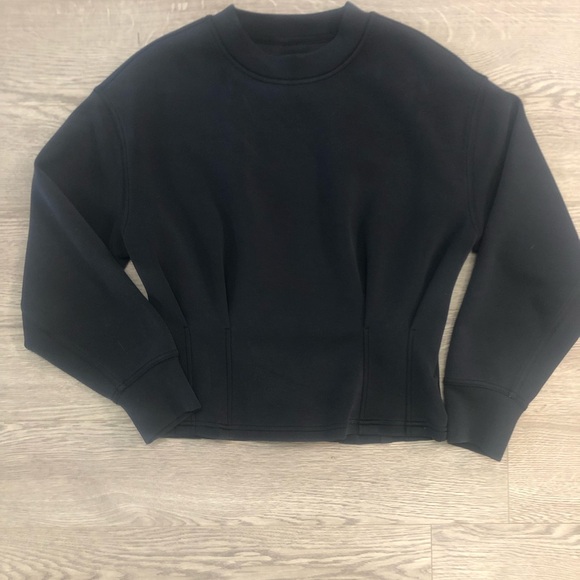 Lululemon Gathered Waist Crew Pullover - Picture 6 of 8